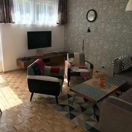 Apartament Rona Apartment *